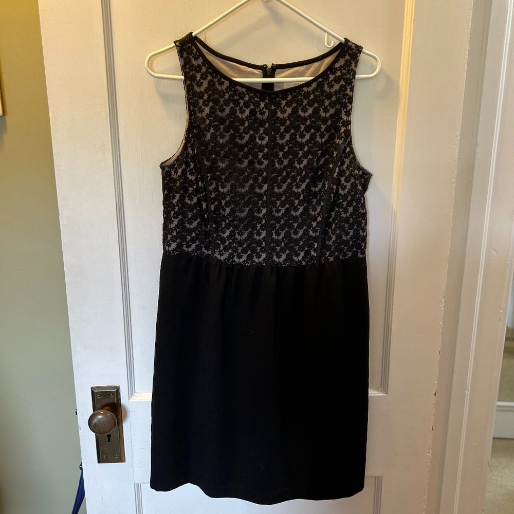 Stylish and Versatile: LOFT Black Dress Size 8 | Ideal for Summer Weddings